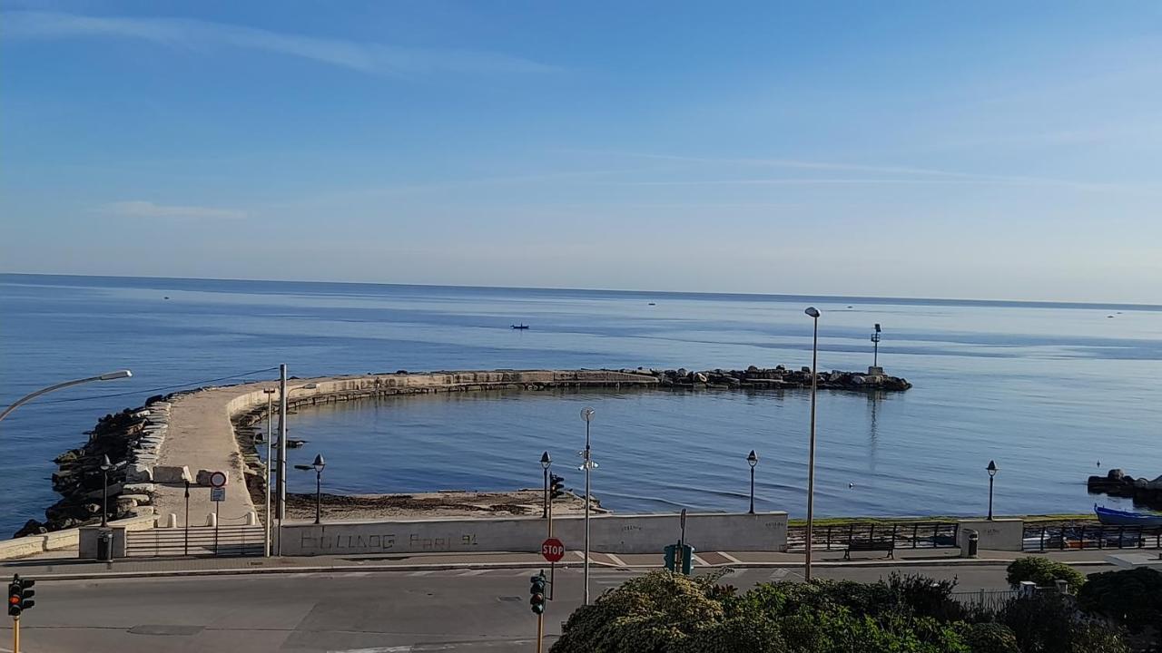 Отель La Chicca Del Mare Бари Экстерьер фото